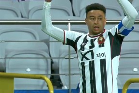 9体育包含摩纳哥迎亚冠关键赛，关键时刻复出首秀，压力陡增，年轻球员得到机会的词条