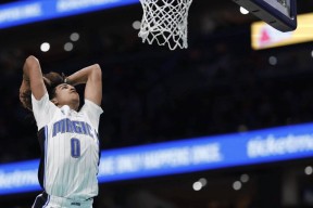 九游体育app关于转会期欧超杯焦点战；奥兰多魔术篮板制胜；气氛紧张；赛程密集仍需轮换的信息