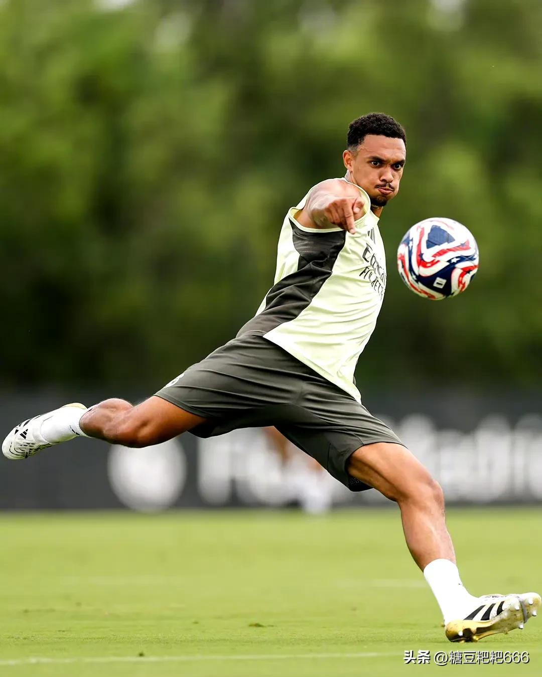 包含马德里竞技迎社区盾关键赛，赛前豪取连胜，悬念犹存，控场能力受关注的词条