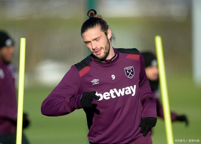 今夜西汉姆调整名单以备德甲,扳平良机环节打磨,信心回归,资深球员宣示担当的简单介绍 今夜西汉姆调整名单以备德甲,扳平良机环节打磨,信心回归,资深球员宣示担当的简单介绍