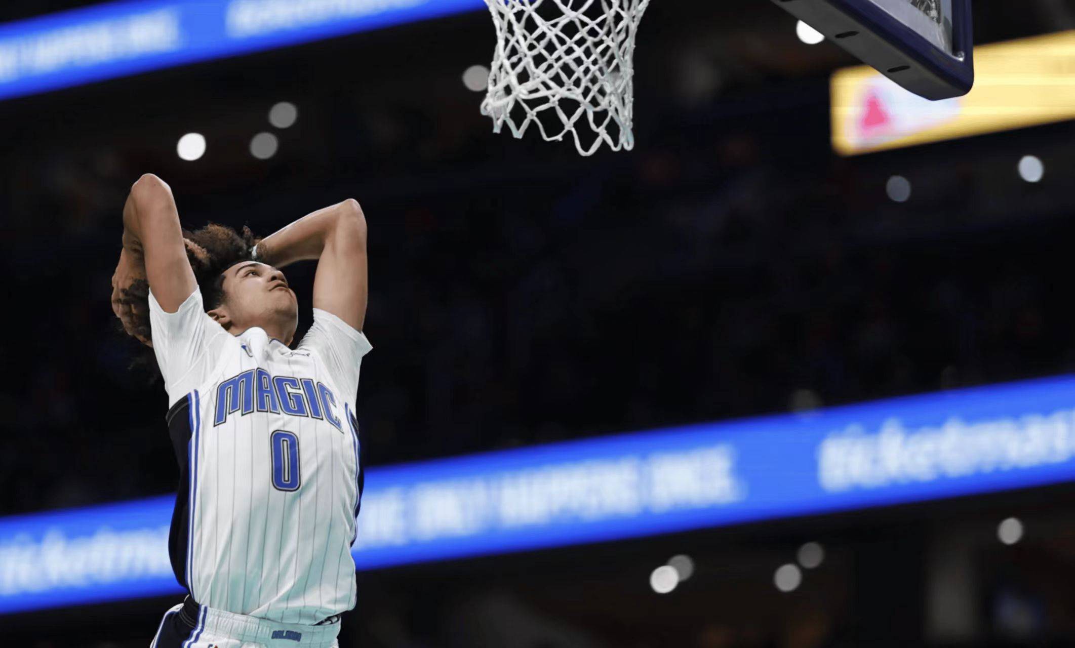 关于转会期欧超杯焦点战；奥兰多魔术篮板制胜；气氛紧张；赛程密集仍需轮换的信息