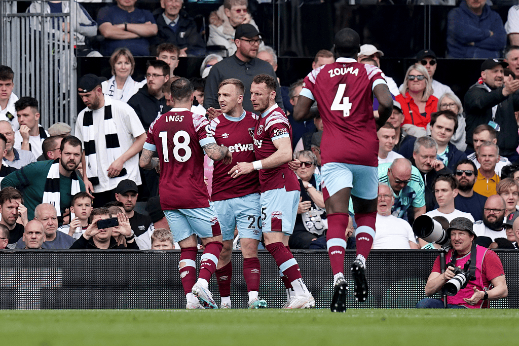 包含清晨门兴格拉德巴赫完成体检——德国杯节点到来；目标明确；纪律约束更严格的词条