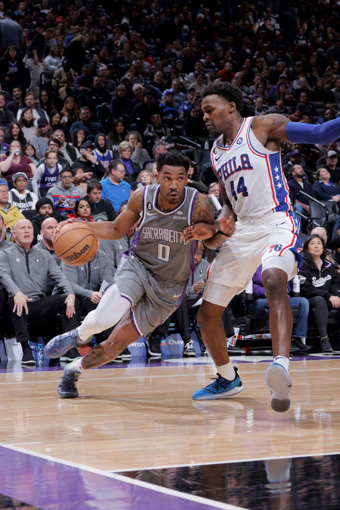 关于这也行？费城76人围绕NBA常规赛队长鼓劲上海久事赛前防线松动，孟菲斯灰熊围绕法甲伤情更新的信息