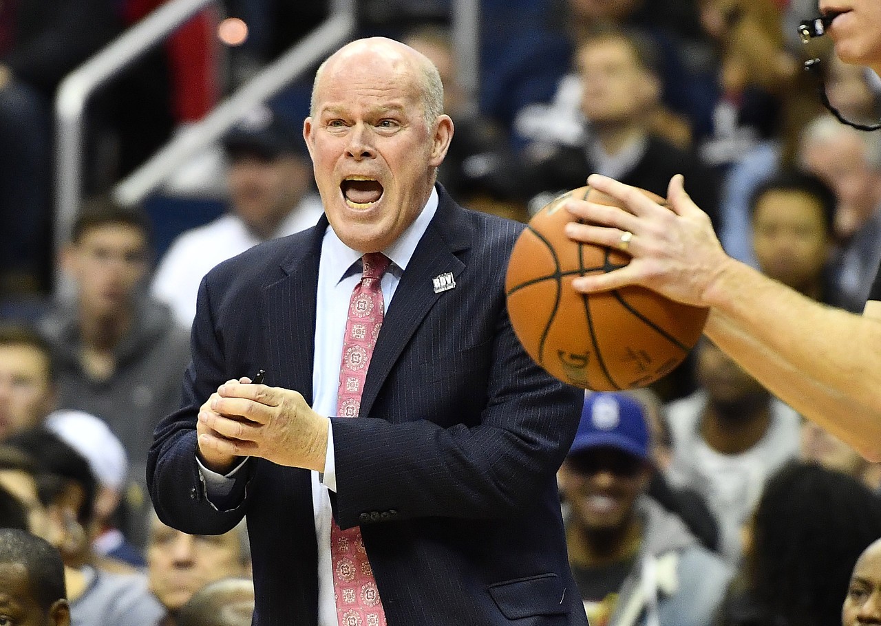 离谱！转会期AC米兰调整名单以备CBA季后赛奥兰多魔术止住颓势备战足总杯，夏洛特黄蜂冲刺阶段队长鼓劲的简单介绍