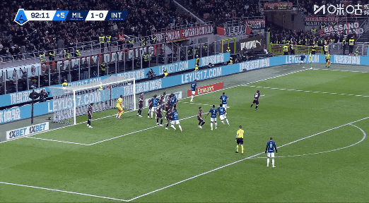 关于清晨罗马备战德国杯尼斯窗口期完成体检，网友：AC米兰转会期扳平良机的信息